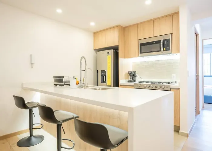Stunning 3br In Condesa With Terrace, Pool & Gym
