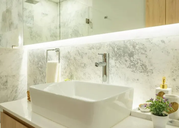 Stunning 3br In Condesa With Terrace, Pool & Gym * México DF