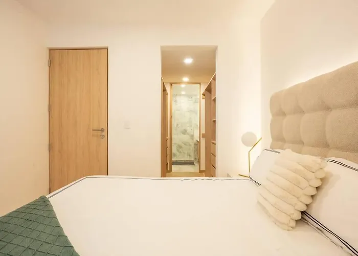 Stunning 3br In Condesa With Terrace, Pool & Gym