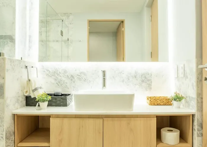 Stunning 3br In Condesa With Terrace, Pool & Gym * México DF